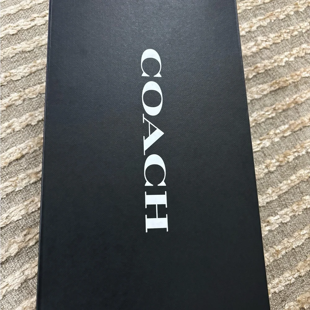 Coach‎ Jocelyn Crinkle Leather Logo Silver Loafers Size 6 NWT